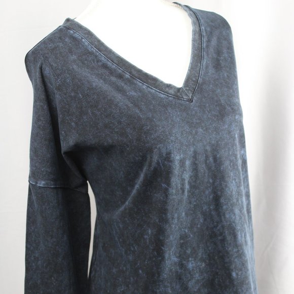 Zenna Signature Tops - Zenna Signature Acid Washed Dark Blue Pullover, Lg